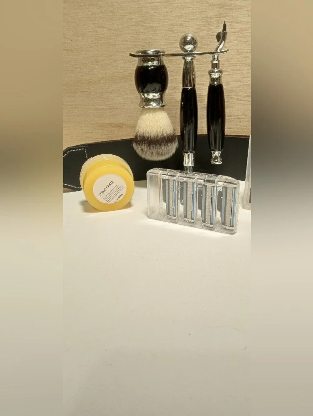 GBS Shaving Kit Set Brush, Razor, Stand, Alum Block & Strop Paste Black/Silver